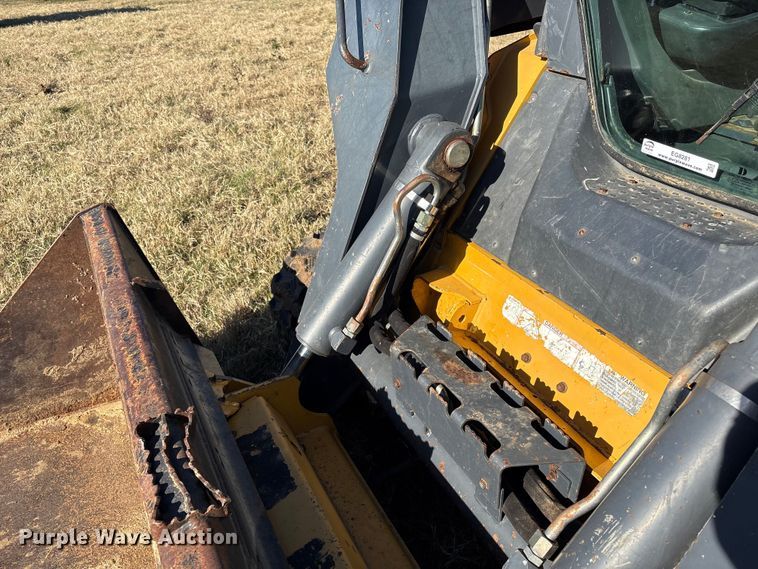 image for item EG8281 2013 John Deere 333DT tracked skid steer loader