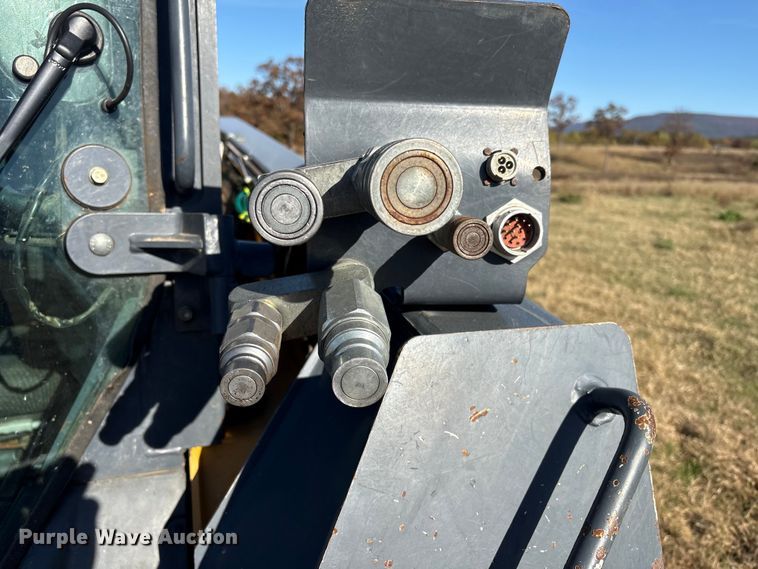 image for item EG8281 2013 John Deere 333DT tracked skid steer loader