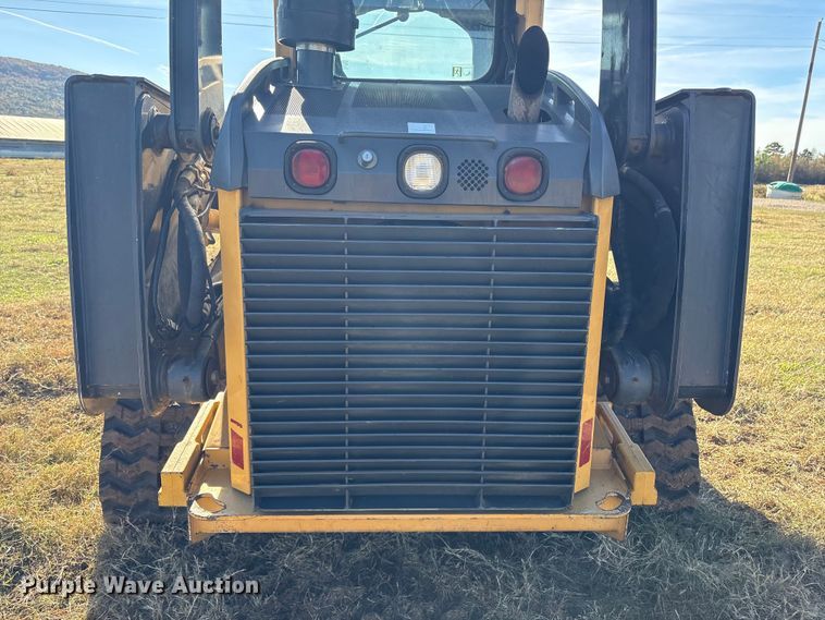 image for item EG8281 2013 John Deere 333DT tracked skid steer loader