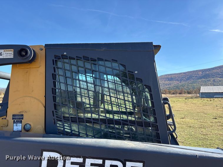 image for item EG8281 2013 John Deere 333DT tracked skid steer loader