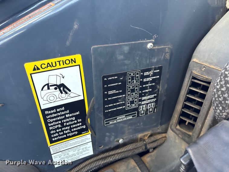 image for item EG8281 2013 John Deere 333DT tracked skid steer loader