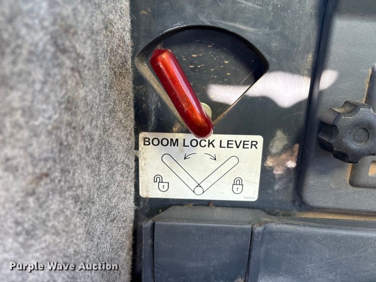 image for item EG8281 2013 John Deere 333DT tracked skid steer loader