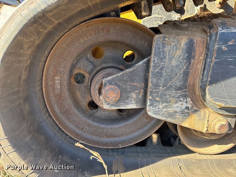 image for item EG8281 2013 John Deere 333DT tracked skid steer loader