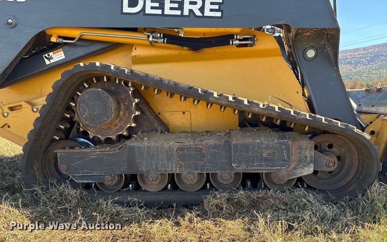 image for item EG8281 2013 John Deere 333DT tracked skid steer loader