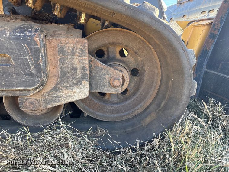 image for item EG8281 2013 John Deere 333DT tracked skid steer loader