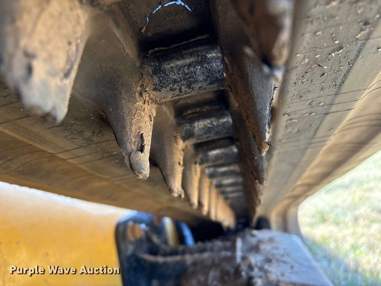 image for item EG8281 2013 John Deere 333DT tracked skid steer loader