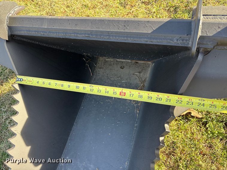 image for item EG8282 Cut XT skid steer bucket