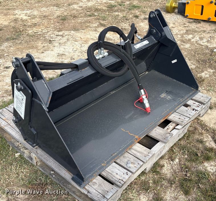 image for item EG8287 2028 Wolverine MCB-11-48W skid steer bucket