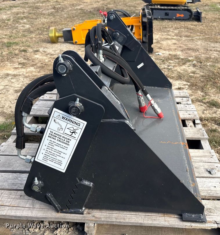 image for item EG8287 2028 Wolverine MCB-11-48W skid steer bucket