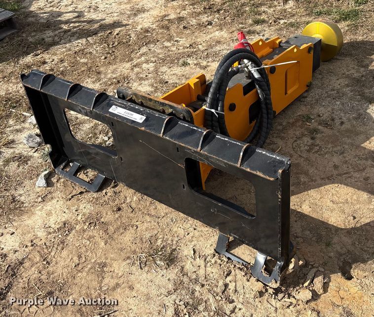 image for item EG8288 2025 GIYI P680 skid steer post driver