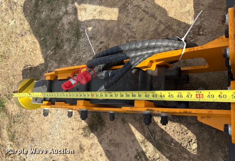 image for item EG8288 2025 GIYI P680 skid steer post driver