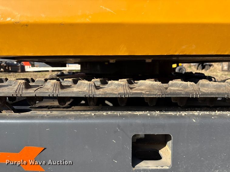 image for item EG8289 AGT QK18RXS-C mini excavator