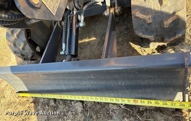 image for item EG8289 AGT QK18RXS-C mini excavator