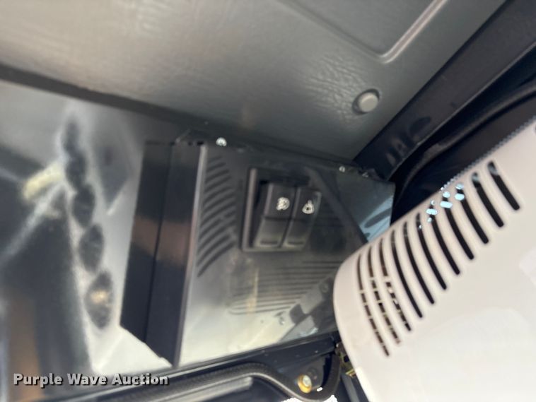 image for item EG8289 AGT QK18RXS-C mini excavator