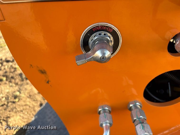 image for item EG8290 2025 LandHero LDH-T460 compact utility loader