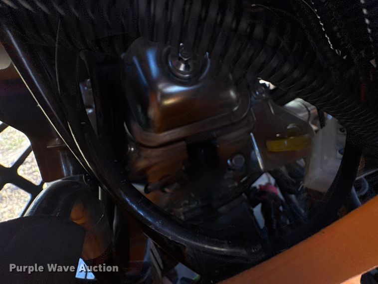 image for item EG8290 2025 LandHero LDH-T460 compact utility loader