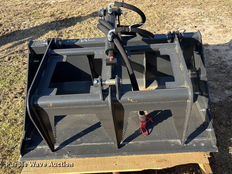 image for item EG8290 2025 LandHero LDH-T460 compact utility loader