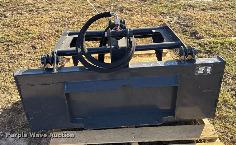 image for item EG8290 2025 LandHero LDH-T460 compact utility loader