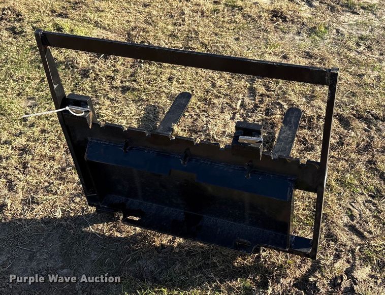 image for item EG8290 2025 LandHero LDH-T460 compact utility loader