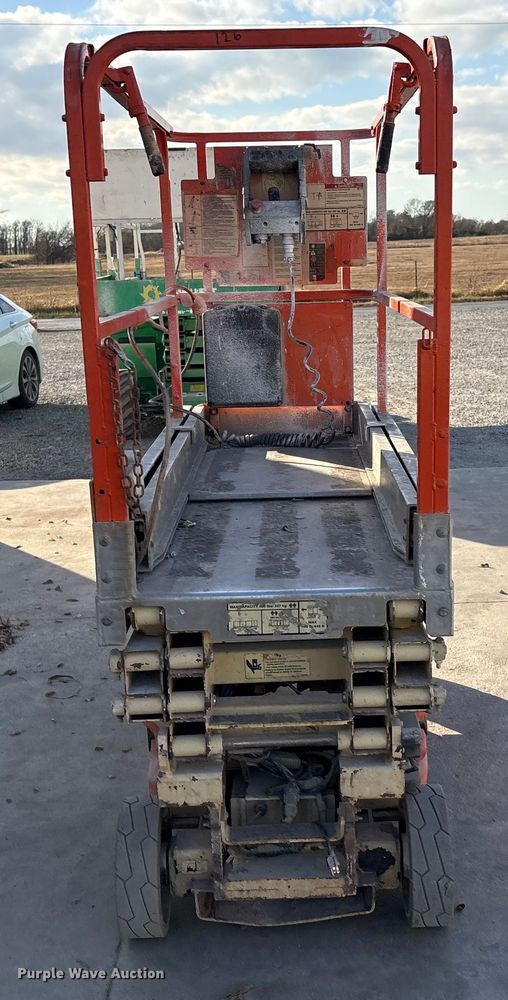 image for item EG8293 2008 JLG 1930ES scissor lift