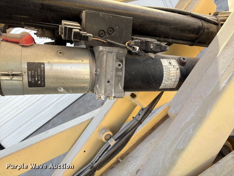 image for item EG8293 2008 JLG 1930ES scissor lift