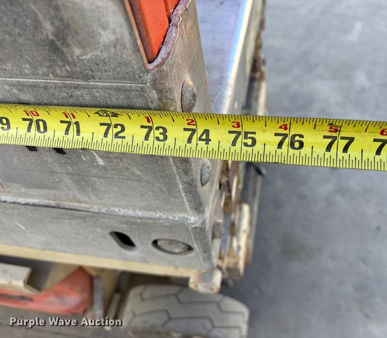 image for item EG8293 2008 JLG 1930ES scissor lift