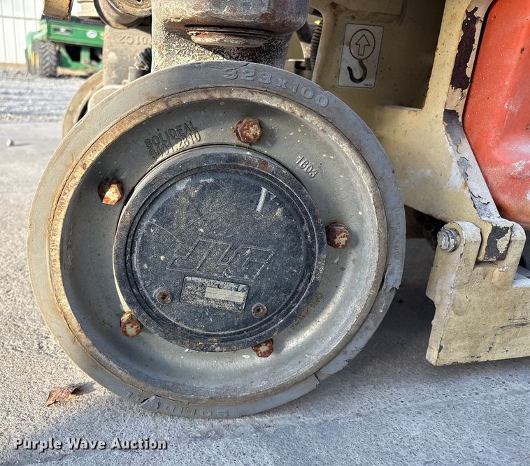 image for item EG8293 2008 JLG 1930ES scissor lift