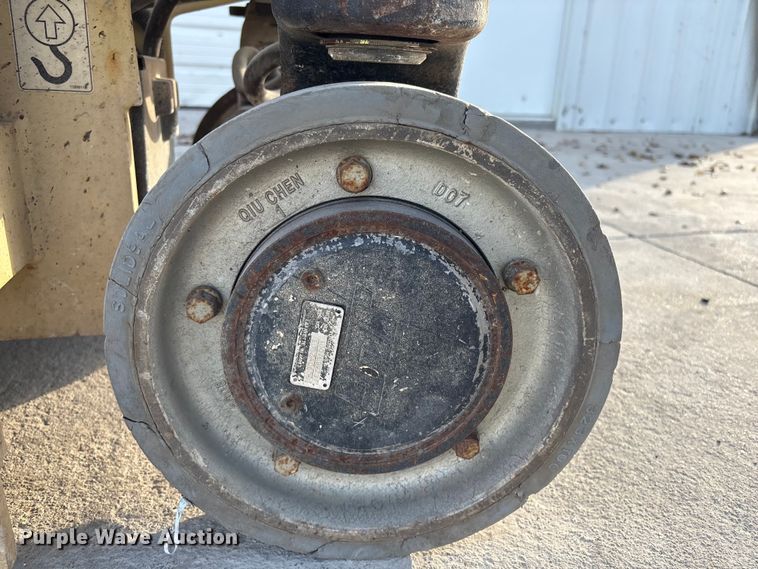 image for item EG8293 2008 JLG 1930ES scissor lift