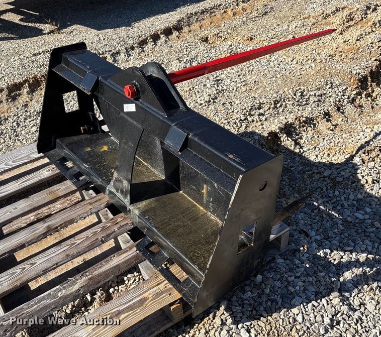 image for item EJ7735 Kit Containers QT-BSS skid steer bale spear