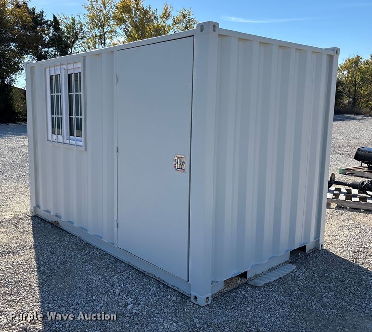 image for item EJ7746 Shipping container