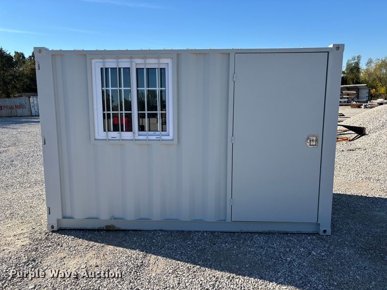 image for item EJ7746 Shipping container