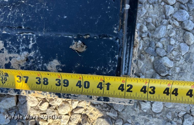 image for item EJ7747 2025 SDLOOL SL360T compact utility loader