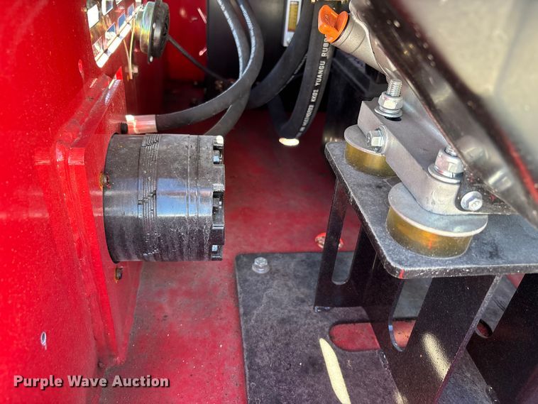 image for item EJ7747 2025 SDLOOL SL360T compact utility loader