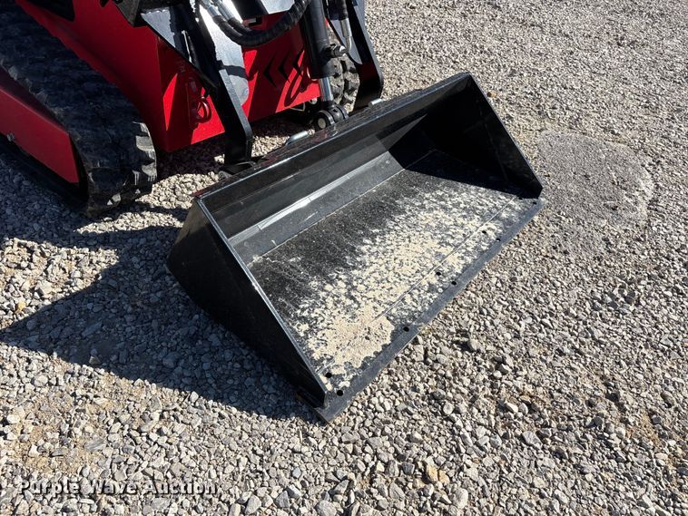 image for item EJ7748 2025 SDLOOL SL360T compact utility loader