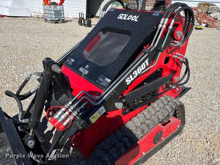 image for item EJ7748 2025 SDLOOL SL360T compact utility loader