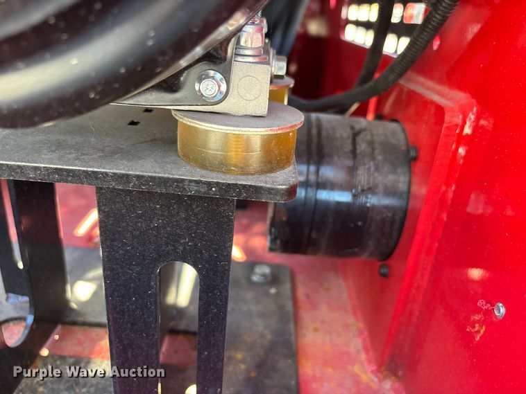 image for item EJ7748 2025 SDLOOL SL360T compact utility loader