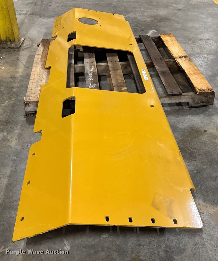 image for item EJ7757 D8T brush guard