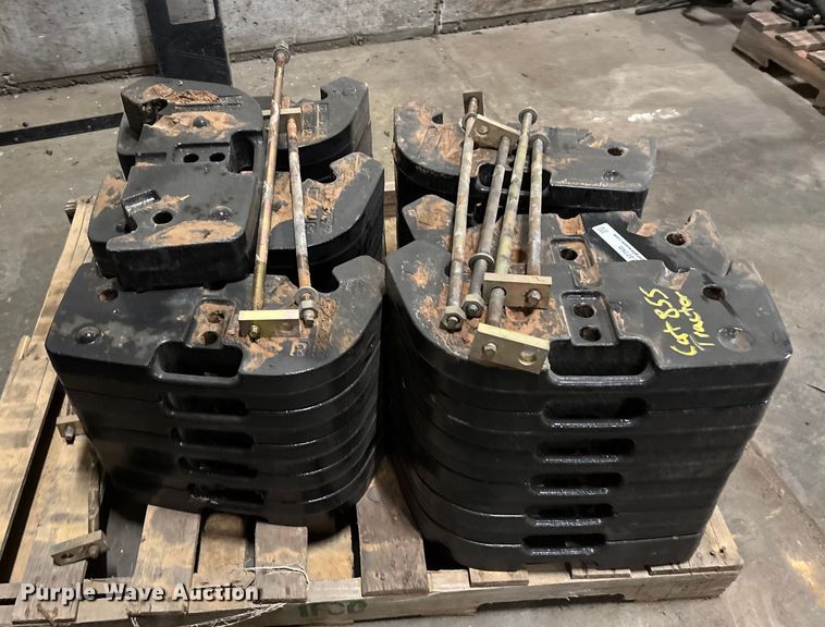 image for item EJ7760  (32) Caterpillar 855 tractor suitcase weights