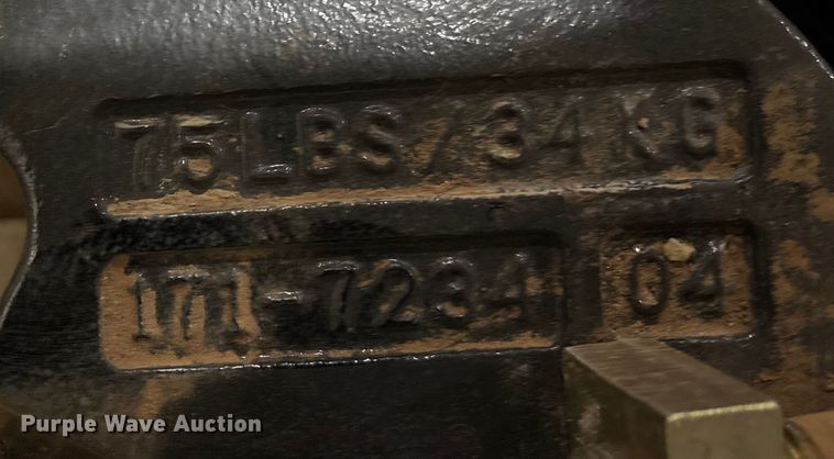 image for item EJ7760  (32) Caterpillar 855 tractor suitcase weights