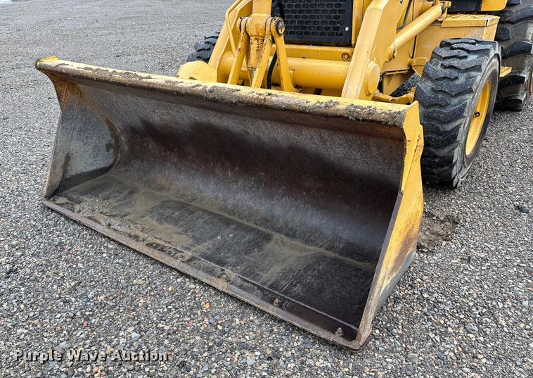 image for item EJ7761 1991 John Deere 310D Turbo  backhoe