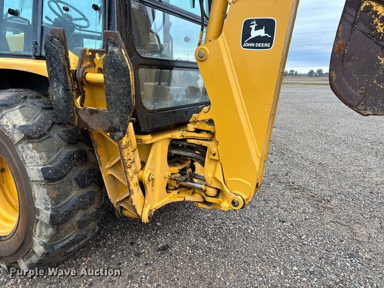 image for item EJ7761 1991 John Deere 310D Turbo  backhoe