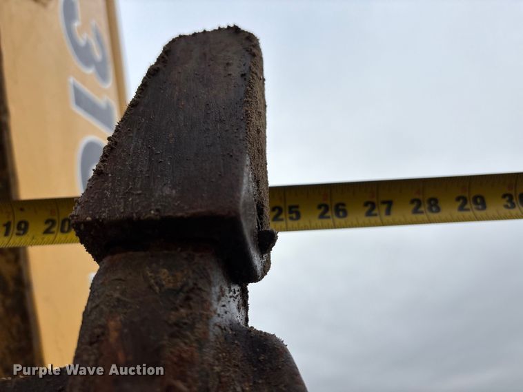 image for item EJ7761 1991 John Deere 310D Turbo  backhoe