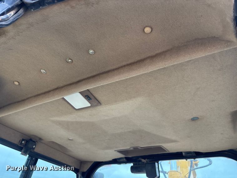 image for item EJ7761 1991 John Deere 310D Turbo  backhoe