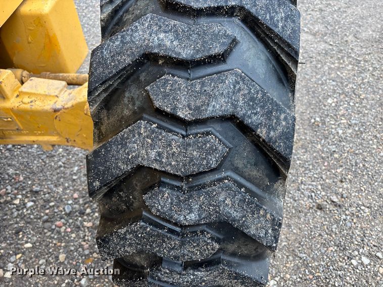 image for item EJ7761 1991 John Deere 310D Turbo  backhoe