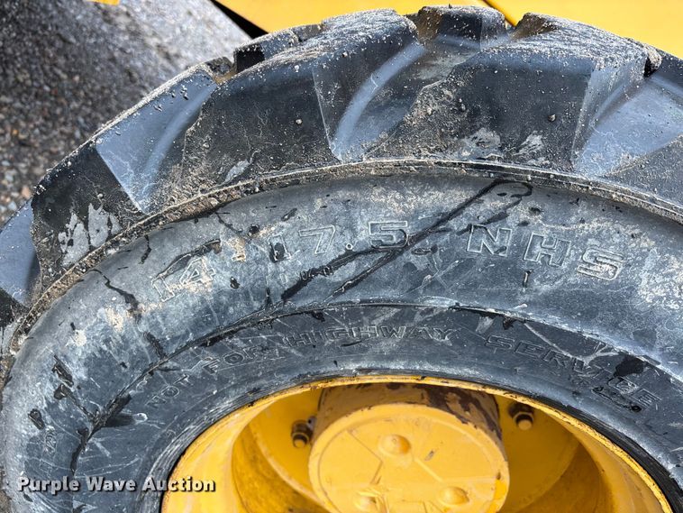 image for item EJ7761 1991 John Deere 310D Turbo  backhoe