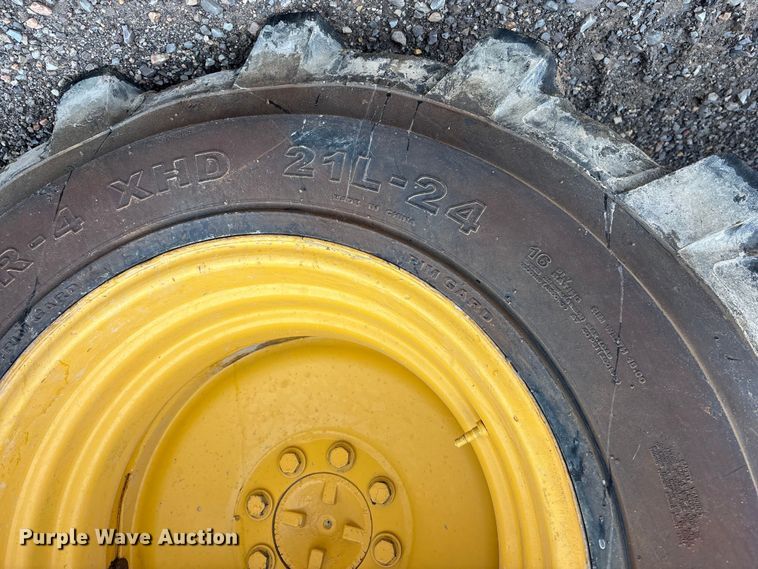 image for item EJ7761 1991 John Deere 310D Turbo  backhoe