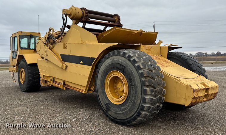 image for item EJ7762 2000 Caterpillar 615C II elevating scraper