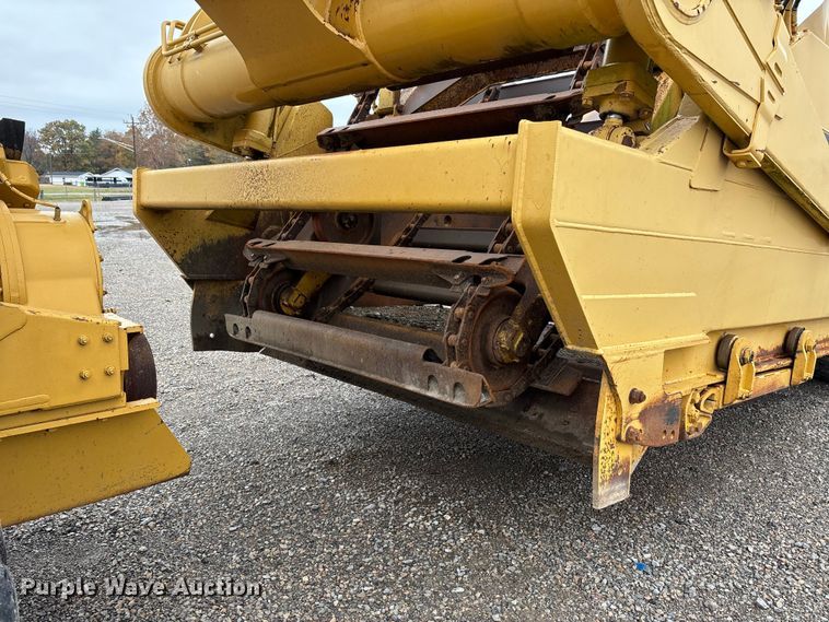 image for item EJ7762 2000 Caterpillar 615C II elevating scraper