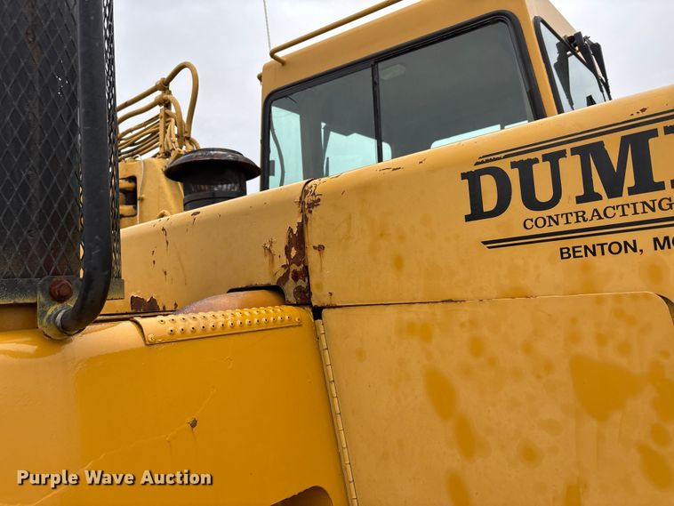 image for item EJ7762 2000 Caterpillar 615C II elevating scraper