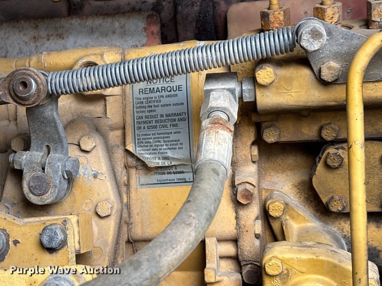 image for item EJ7762 2000 Caterpillar 615C II elevating scraper